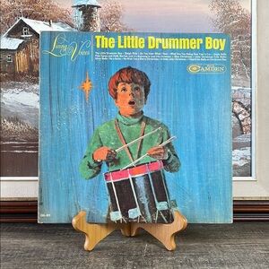The Little Drummer Boy Vinyl Record Needs to be Cleaned